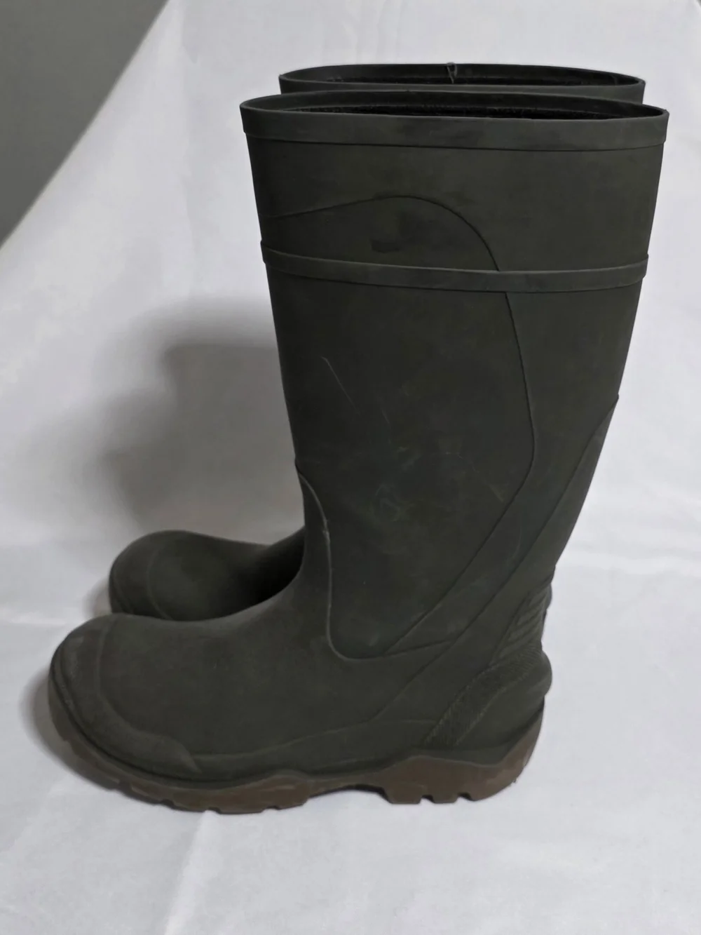 N/A durable olive